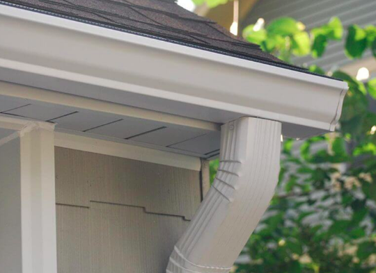 Sectional vs Seamless Gutters